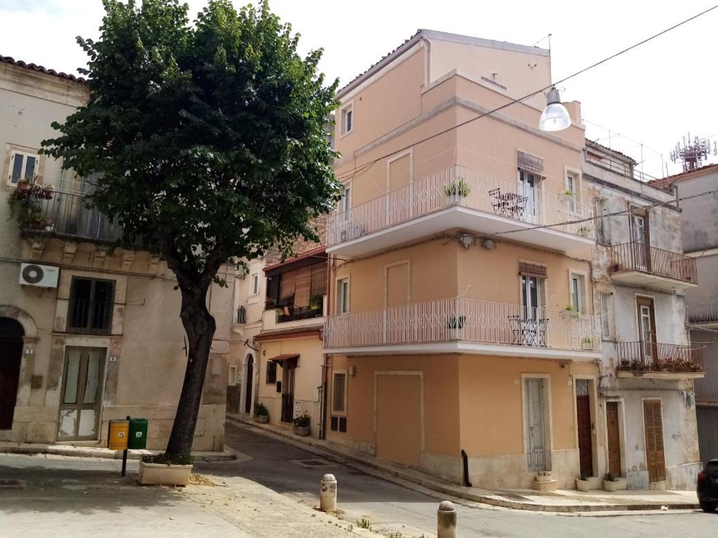 Piazza Salvatore 7, Gocce Di Sicilia รากูซา ภายนอก รูปภาพ